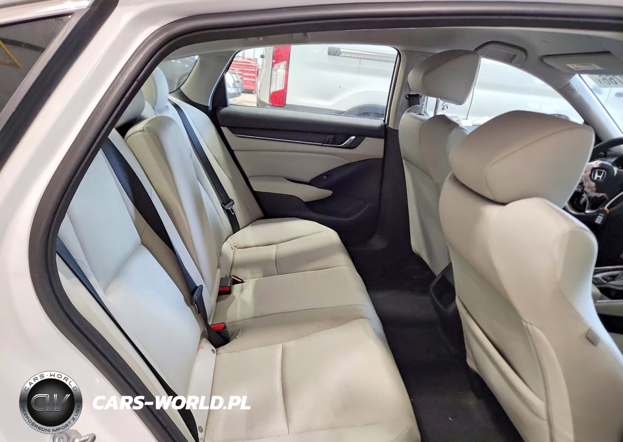 2018 Honda Accord Lx VIN:1HGCV1F19JA000869 - 10