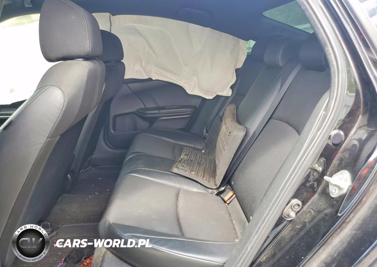 2019 Honda Civic Sport VIN:2HGFC2F83KH600358 - 10