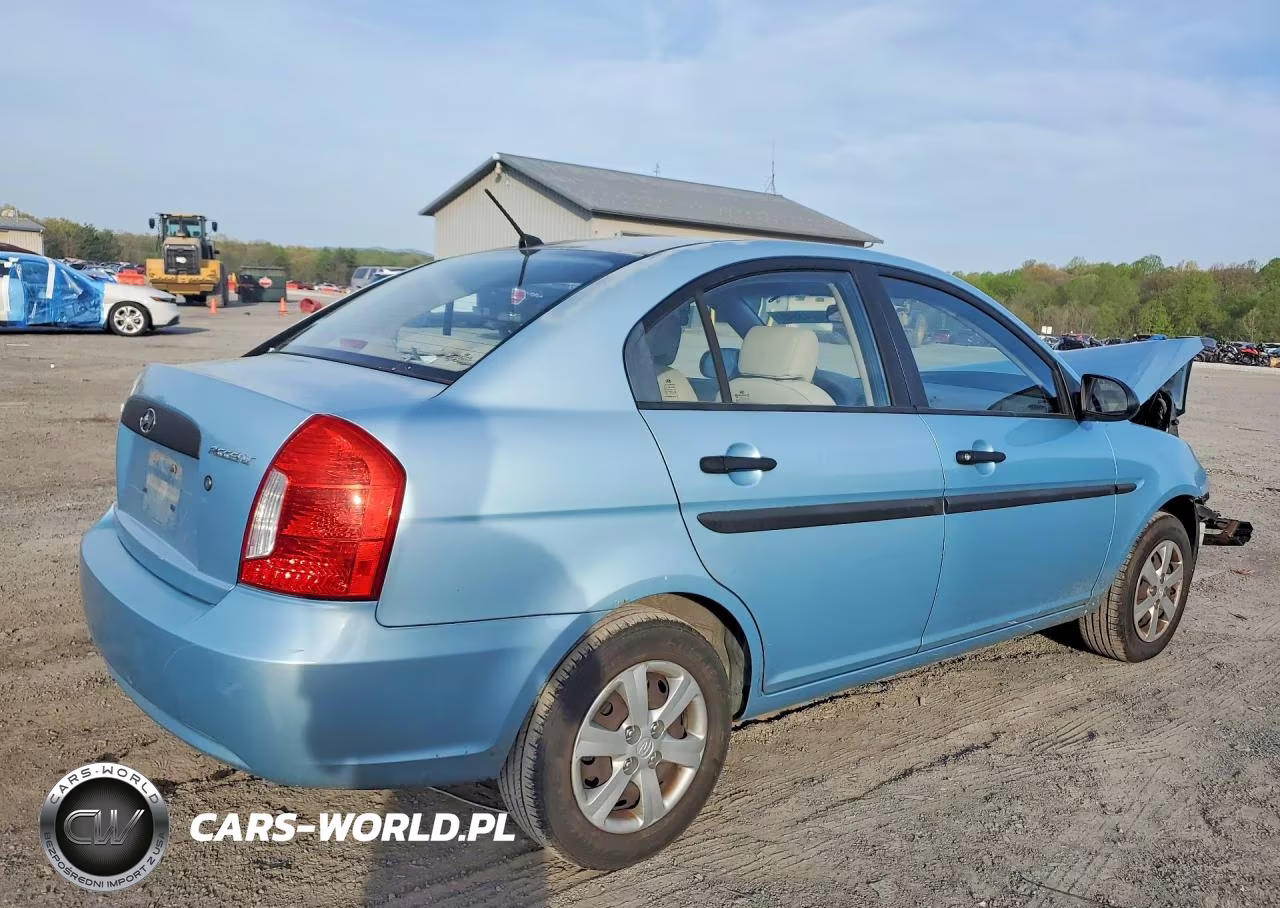 2009 Hyundai Accent Gls VIN:KMHCM46C29U317421 - 3