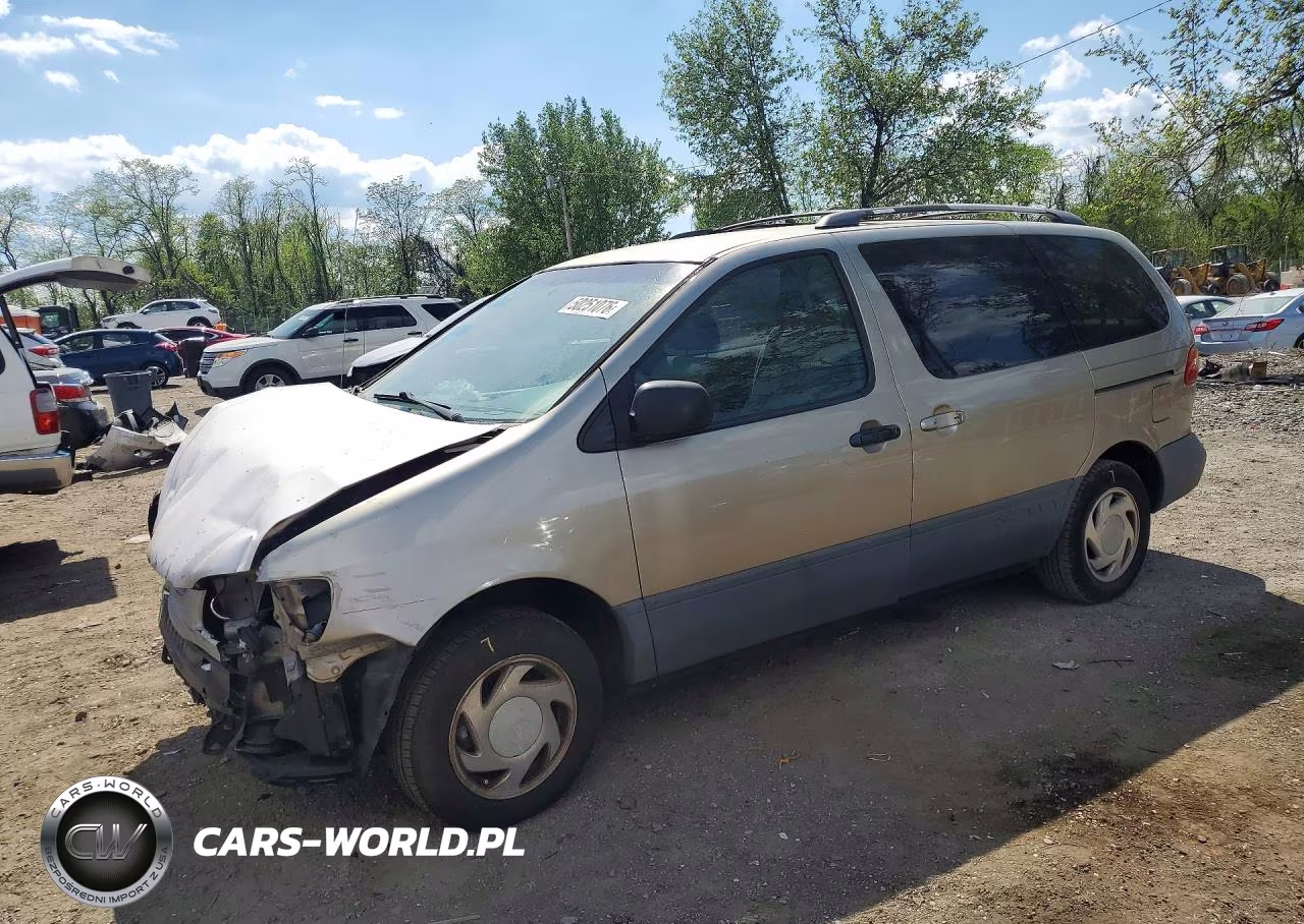2000 Toyota Sienna Le