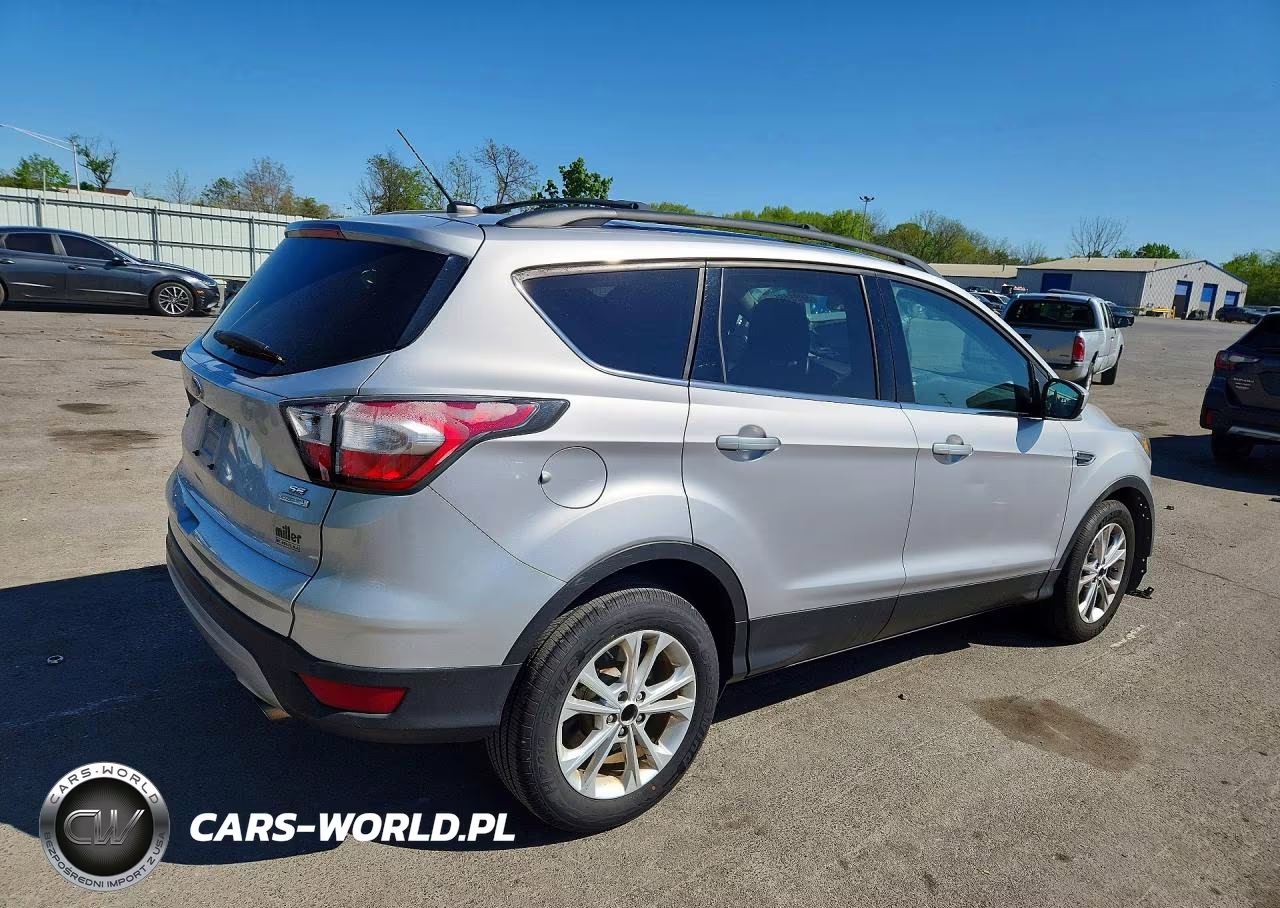 2017 Ford Escape Se VIN:1FMCU0GD7HUB25734 - 3