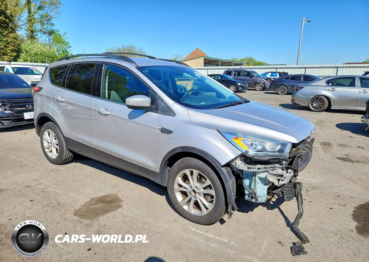 2017 Ford Escape Se VIN:1FMCU0GD7HUB25734 - 4