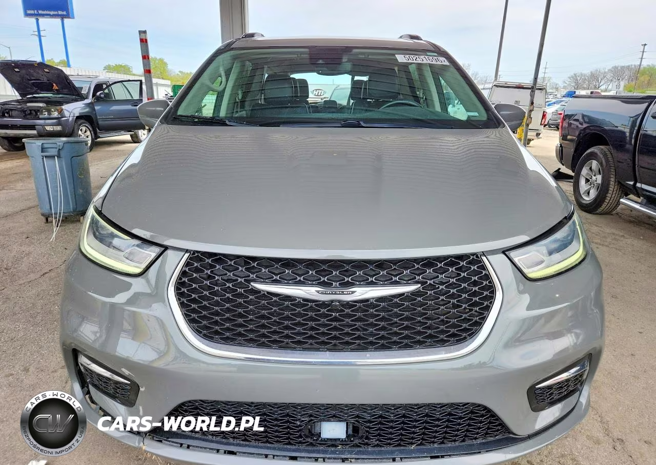 2021 Chrysler Pacifica Touring L VIN:2C4RC1BG6MR531746 - 5