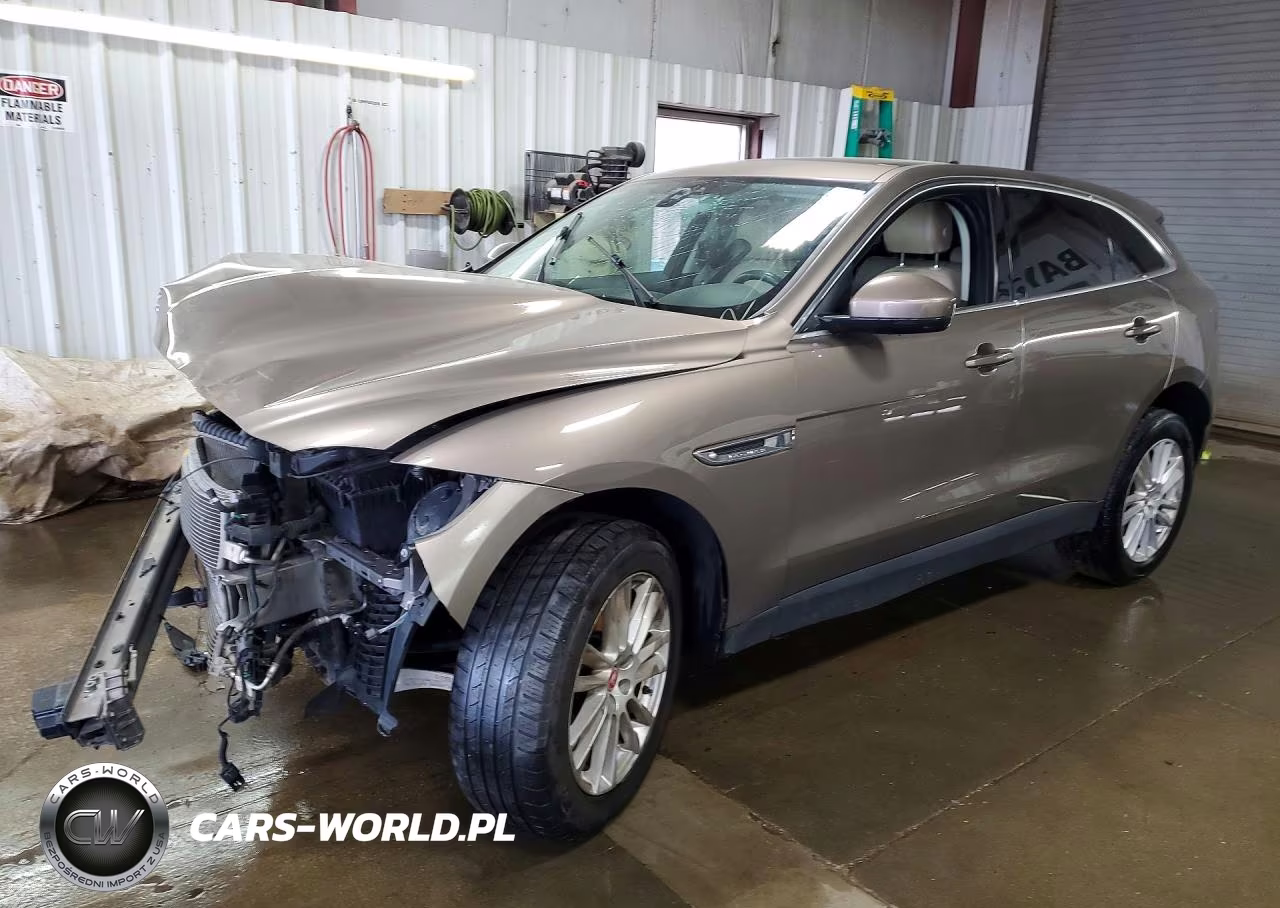 2017 Jaguar F-Pace Prestige VIN:SADCK2BV5HA490649 - 1