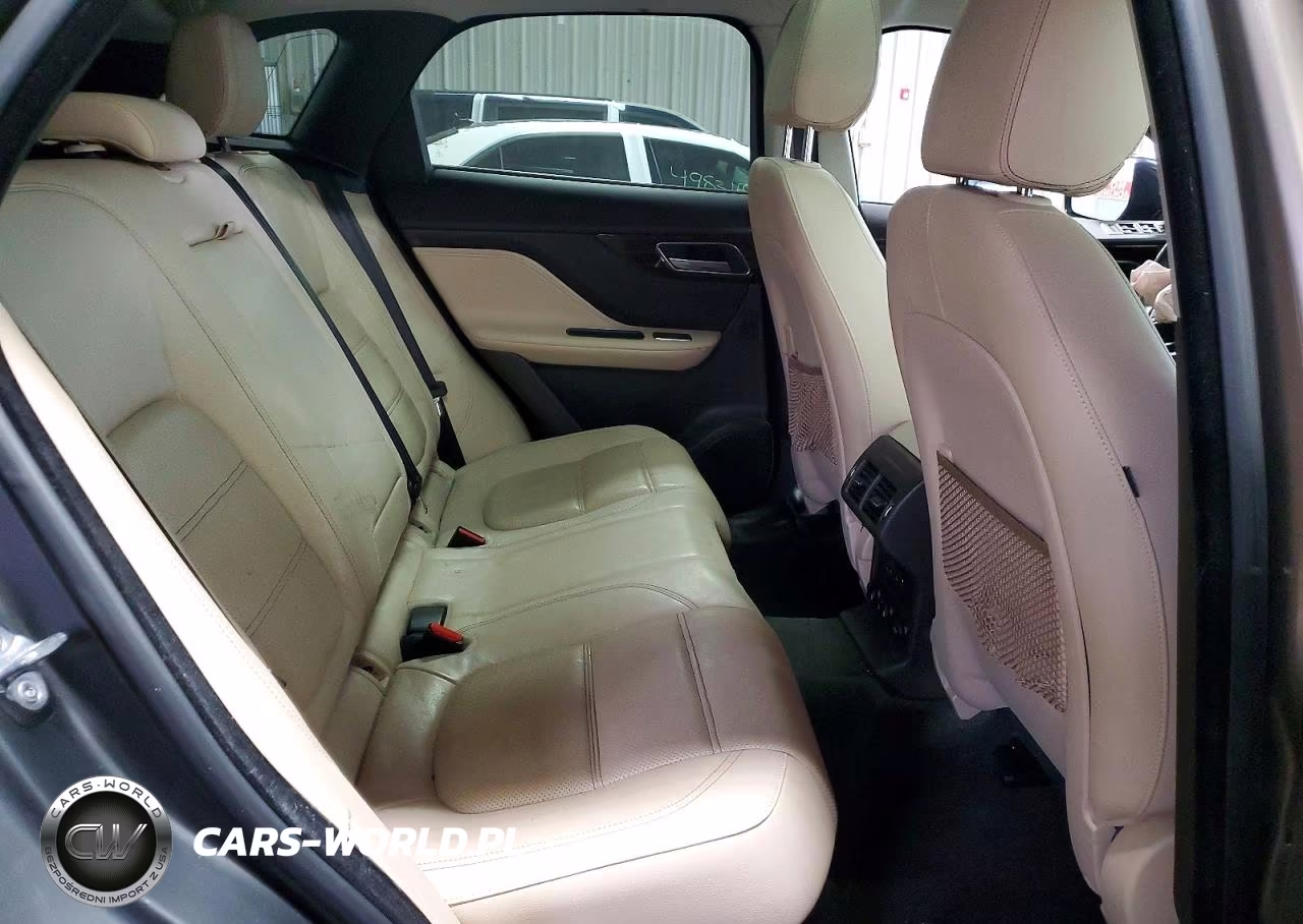 2017 Jaguar F-Pace Prestige VIN:SADCK2BV5HA490649 - 10