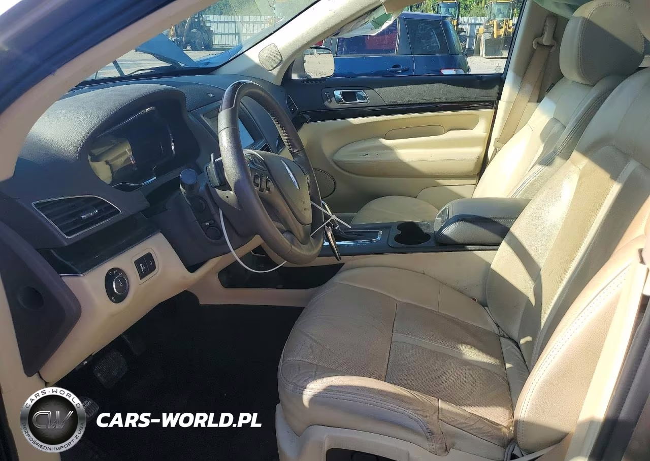 2019 Lincoln Mkt VIN:2LMHJ5AT8KBL02319 - 7
