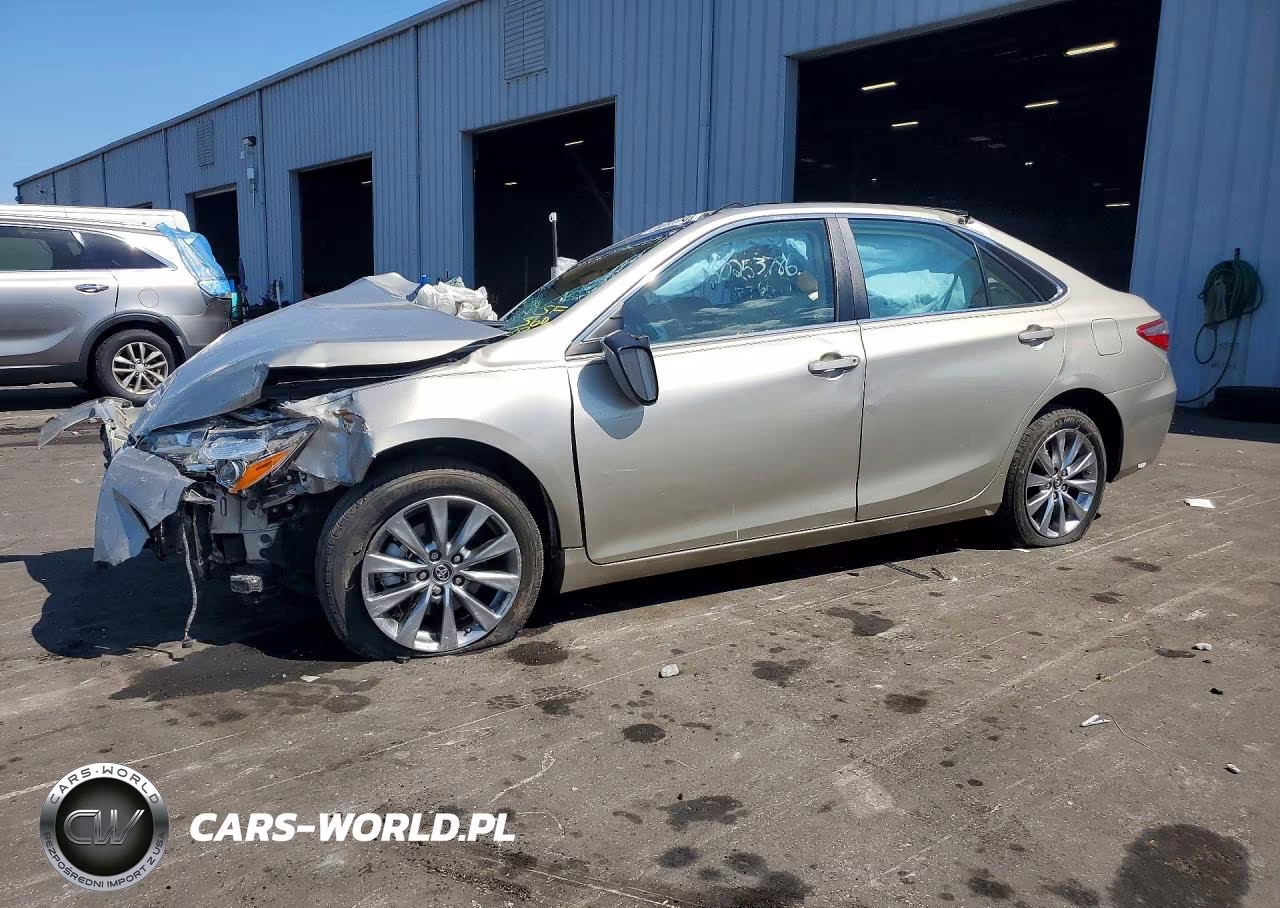 2016 Toyota Camry Xle