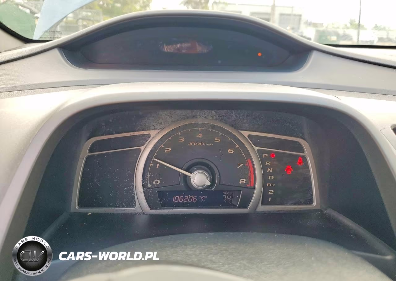 2007 Honda Civic Lx VIN:2HGFG12637H525803 - 9