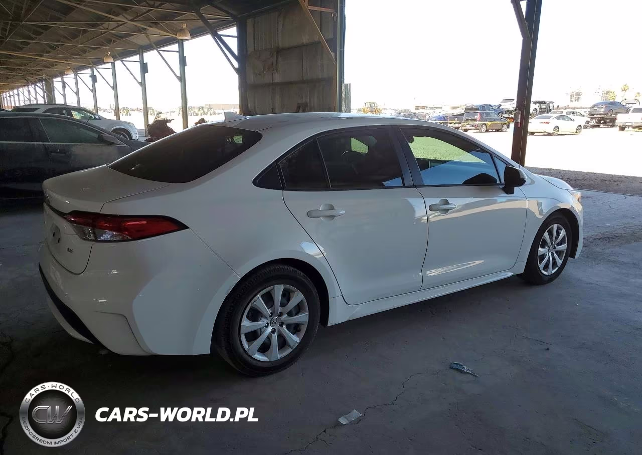 2020 Toyota Corolla Le VIN:5YFEPRAEXLP072611 - 3