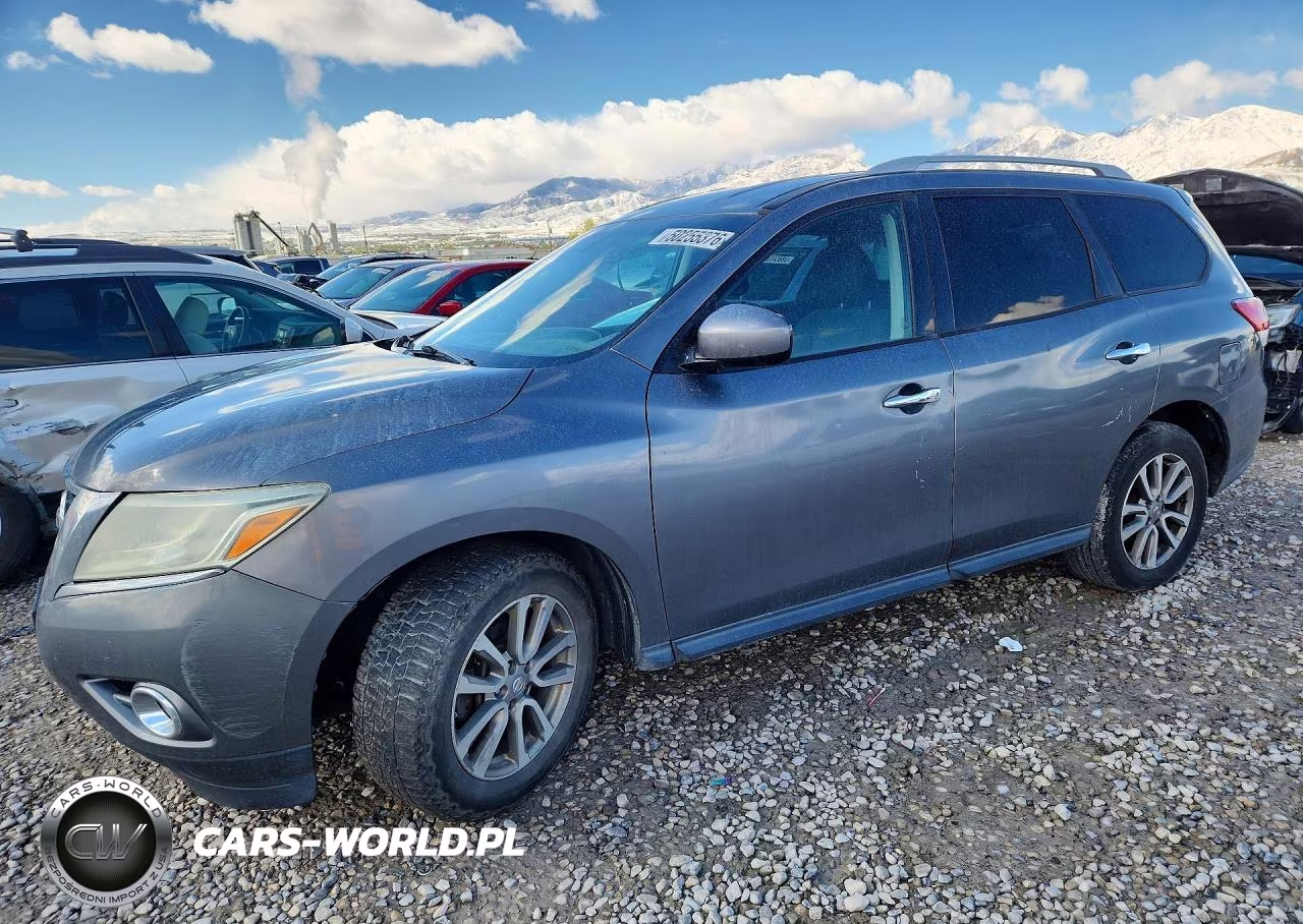 2015 Nissan Pathfinder S