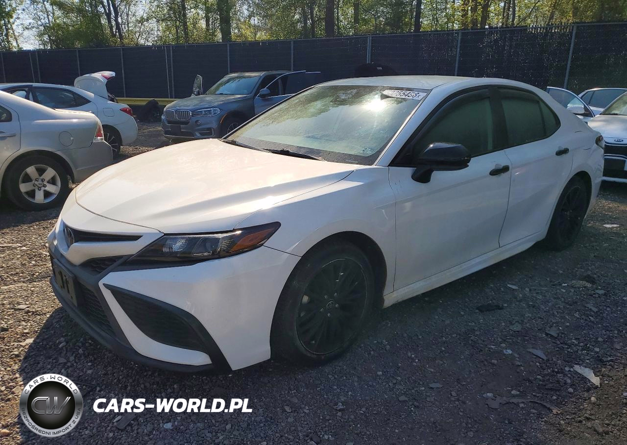 2021 Toyota Camry Se Nightshade