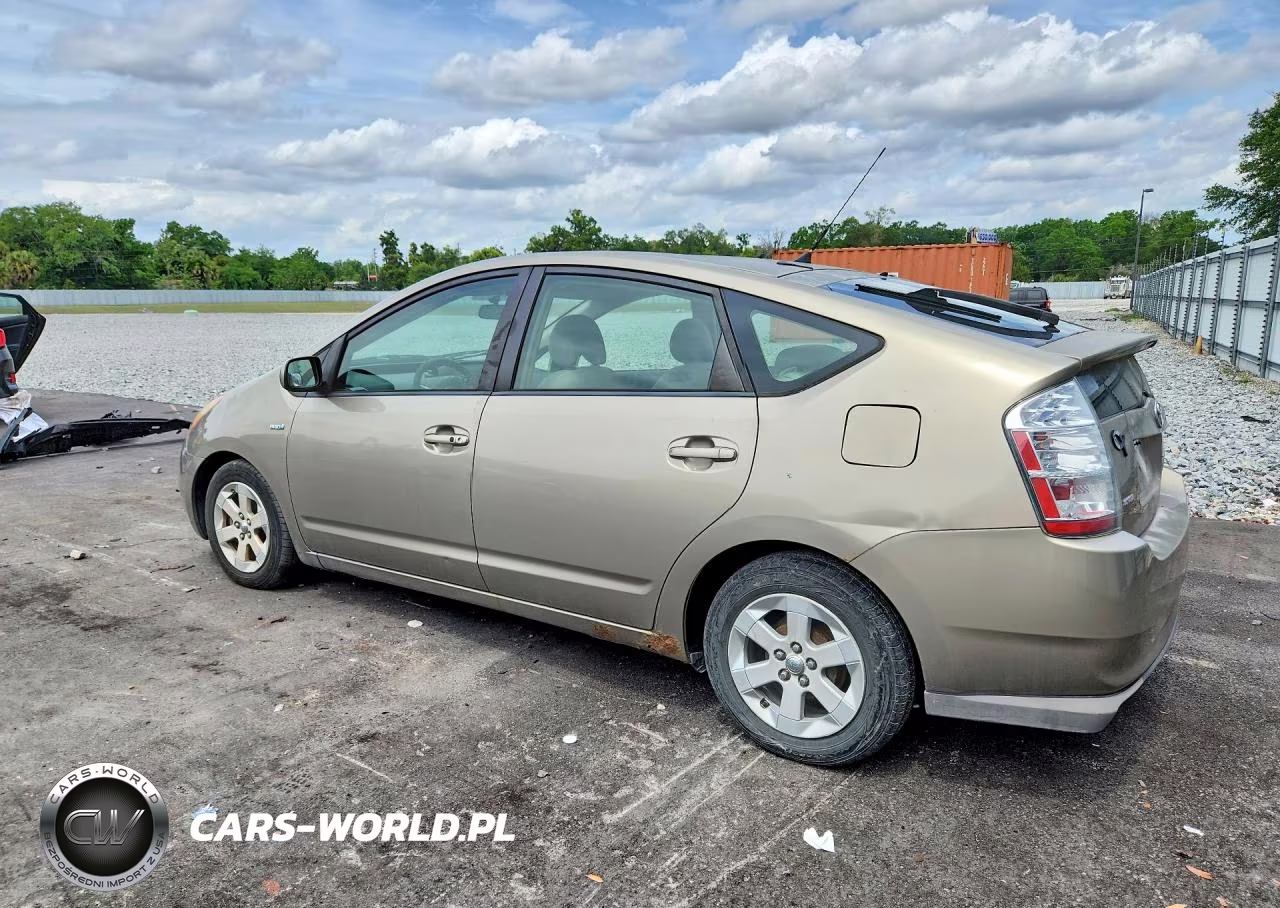 2008 Toyota Prius Base VIN:JTDKB20UX87815889 - 2