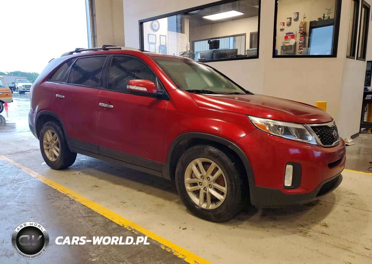 2014 Kia Sorento Lx VIN:5XYKT4A60EG481220 - 4