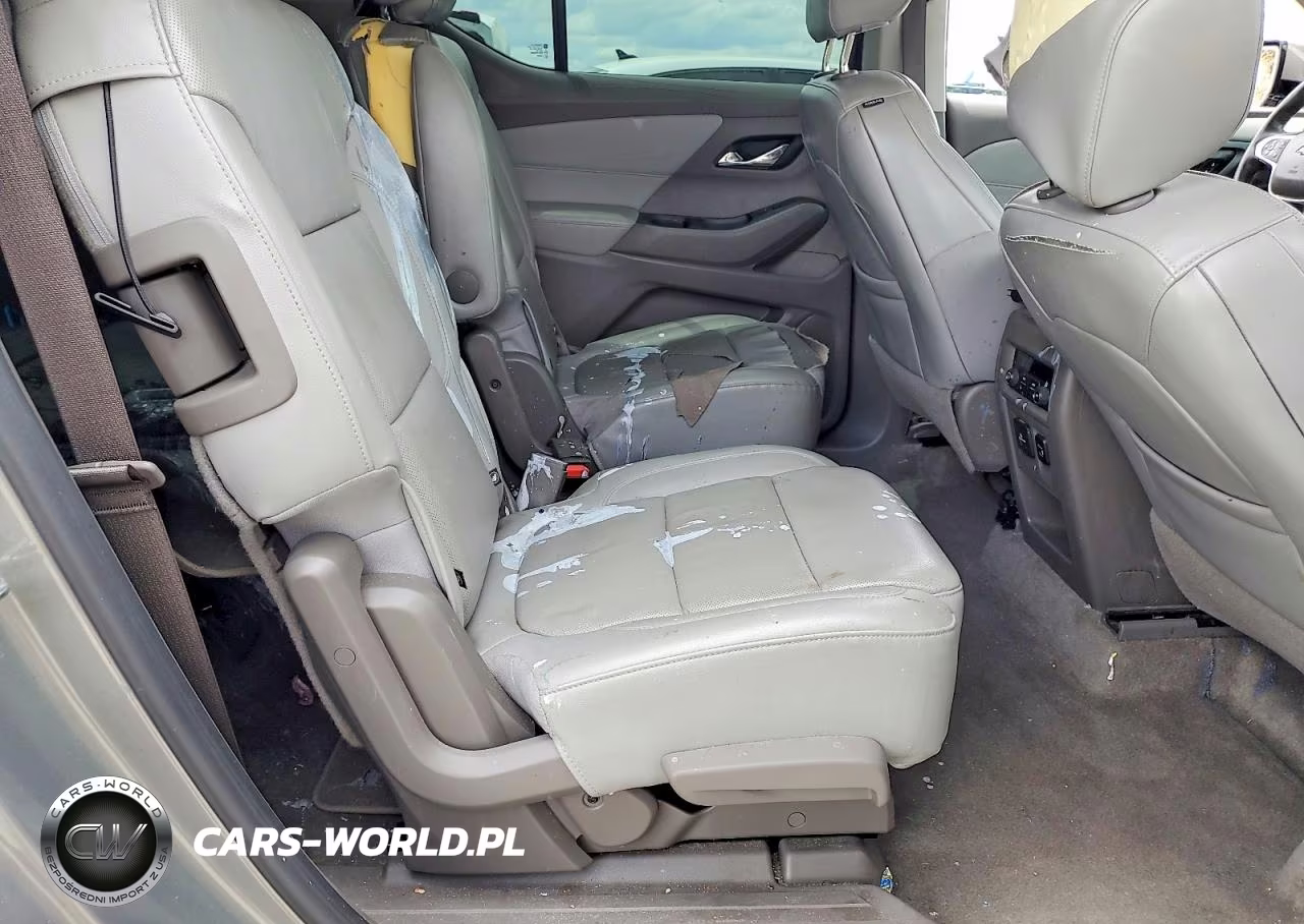 2018 Chevrolet Traverse Premier VIN:1GNERKKW3JJ106065 - 11