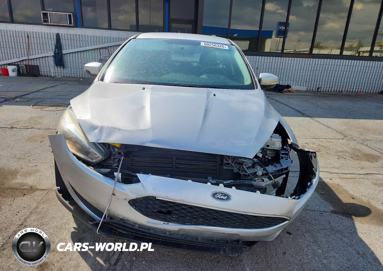 2016 Ford Focus Se VIN:1FADP3F24GL346395 - 5