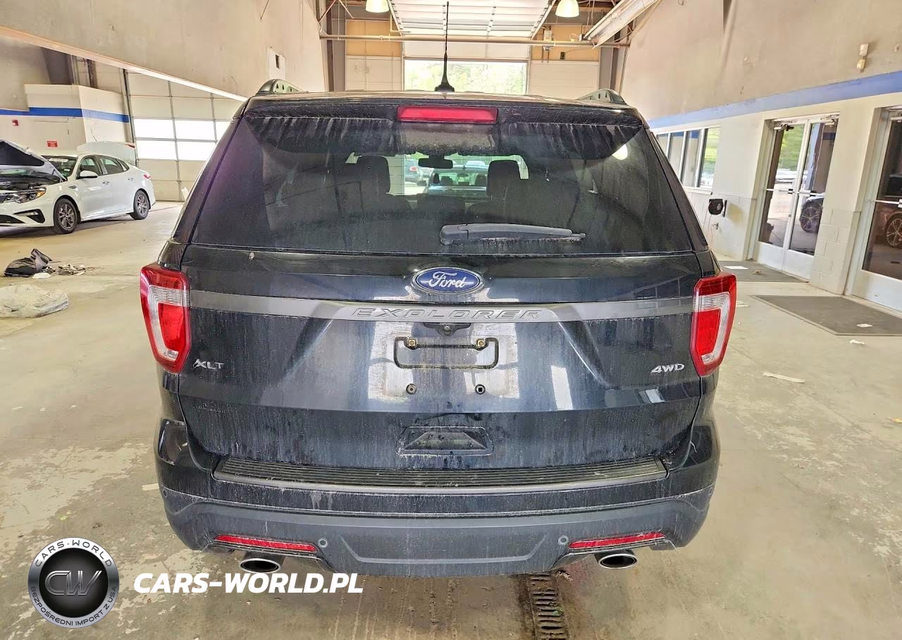 2018 Ford Explorer Xlt VIN:1FM5K8D84JGA50418 - 6