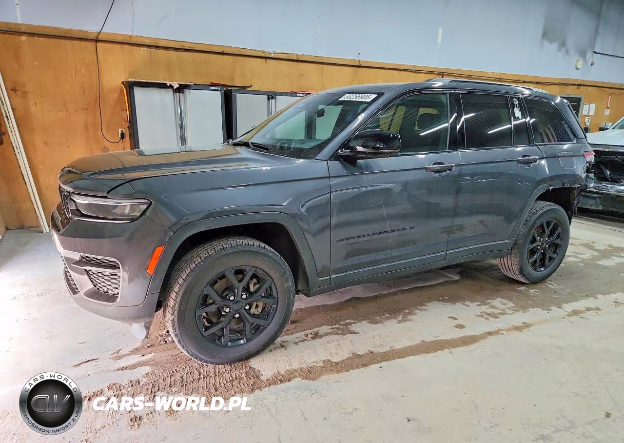 2025 Jeep Grand Cherokee Laredo – zdjęcie 1 z 14
