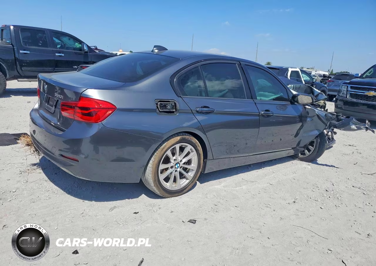 2017 BMW 320 I VIN:WBA8E1G3XHNU18166 - 3