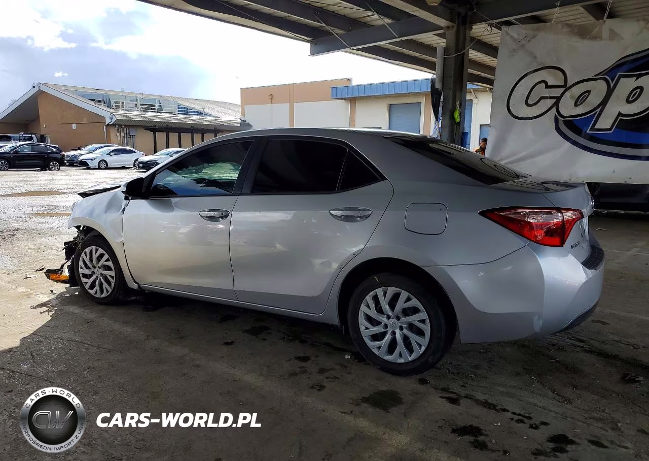 2017 Toyota Corolla Le VIN:5YFBURHE2HP632856 - 2