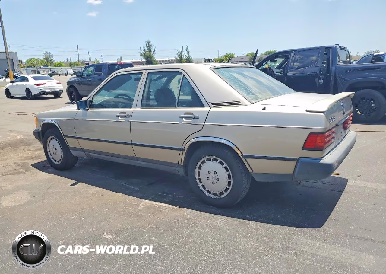 1988 Mercedes-Benz 190 E 2.3 VIN:WDBDA28D6JF409683 - 2