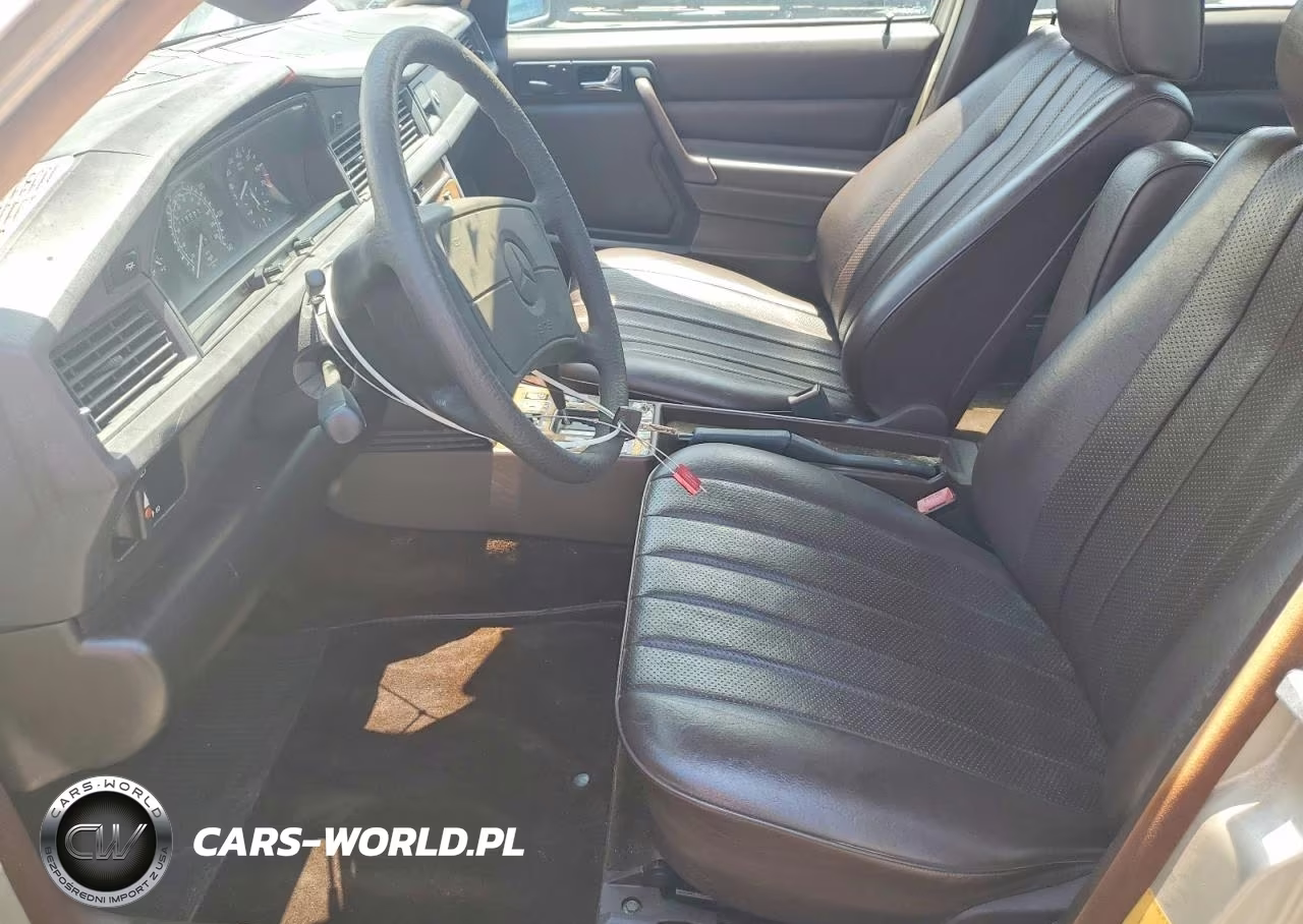 1988 Mercedes-Benz 190 E 2.3 VIN:WDBDA28D6JF409683 - 7