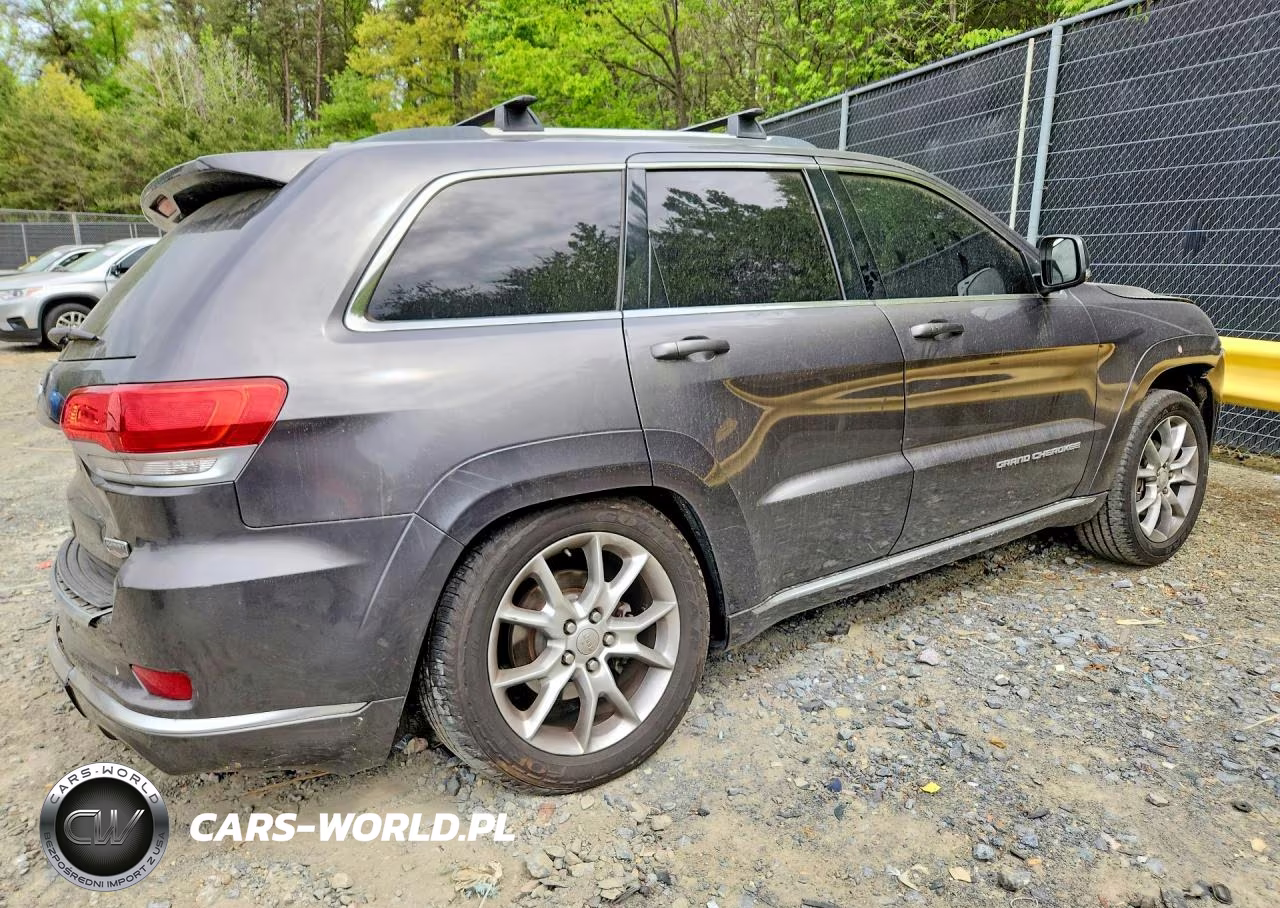 2015 Jeep Grand Cherokee Summit VIN:1C4RJFJG2FC629317 - 3