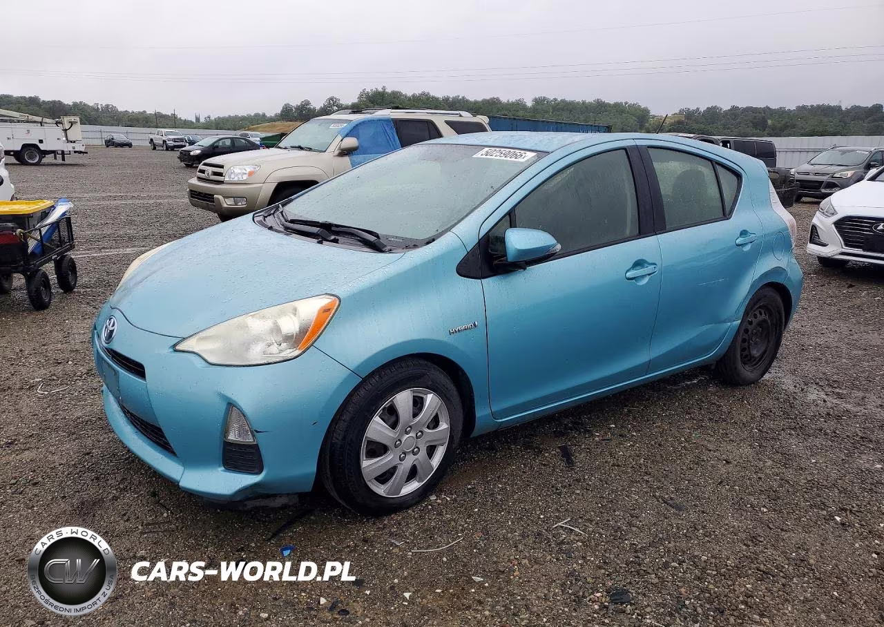 2013 Toyota Prius C Three