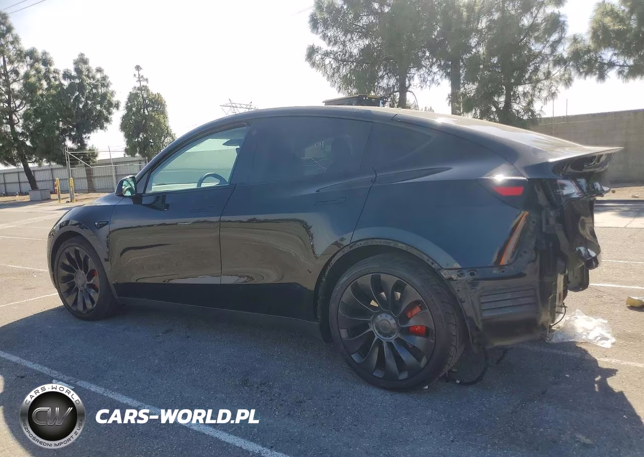 2022 Tesla Model Y VIN:7SAYGDEFXNF533536 - 2