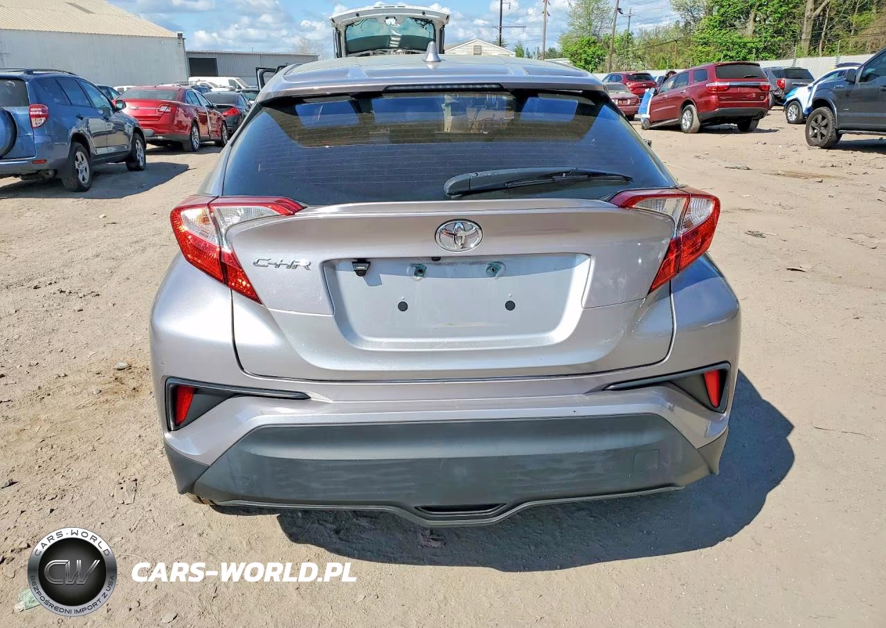 2020 Toyota C-Hr Xle VIN:NMTKHMBX8LR104870 - 6