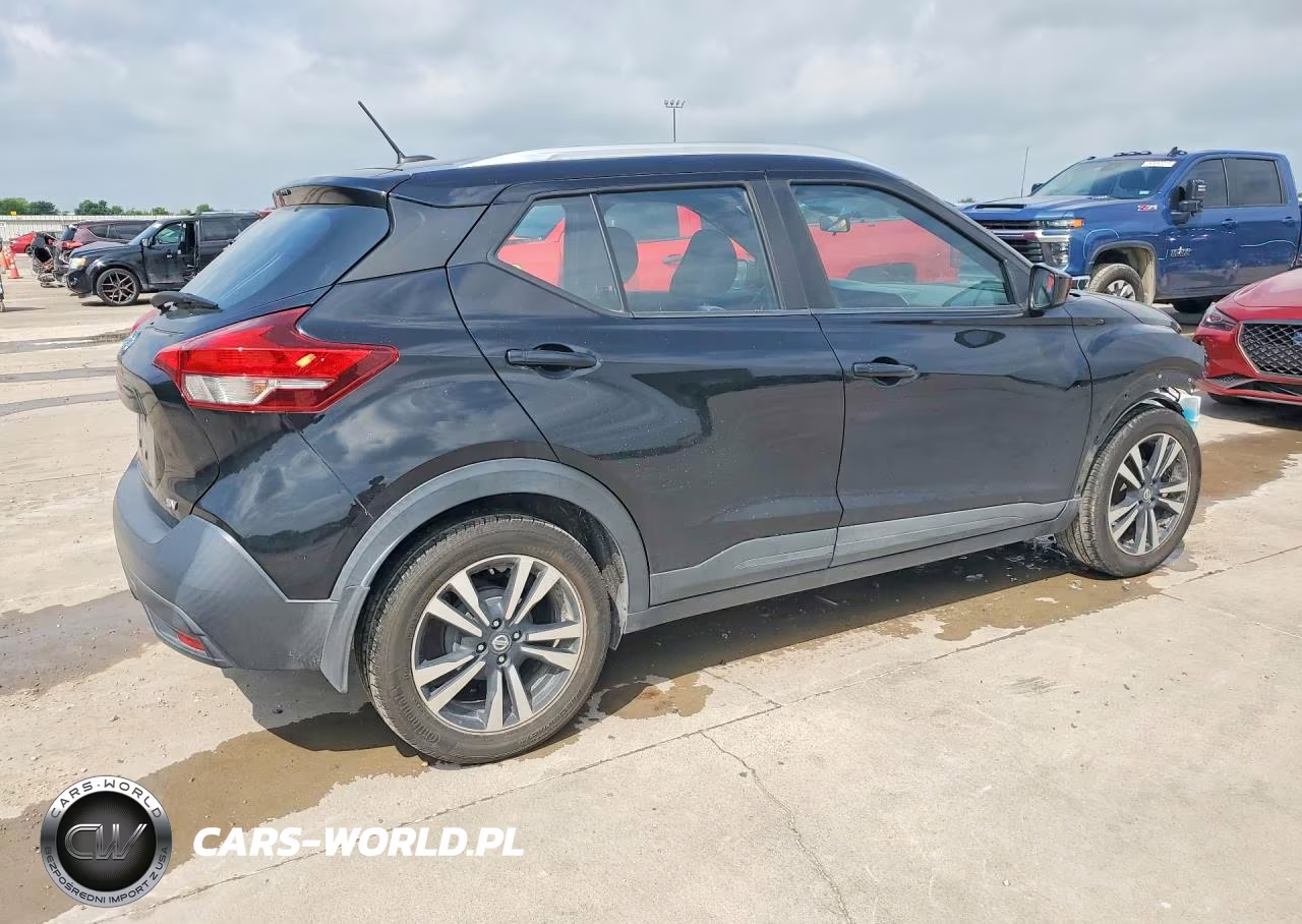 2019 Nissan Kicks Sv VIN:3N1CP5CU0KL486340 - 3