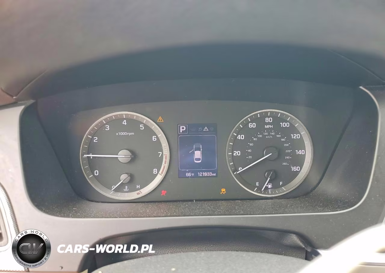 2015 Hyundai Sonata Sport VIN:5NPE34AF6FH132067 - 9