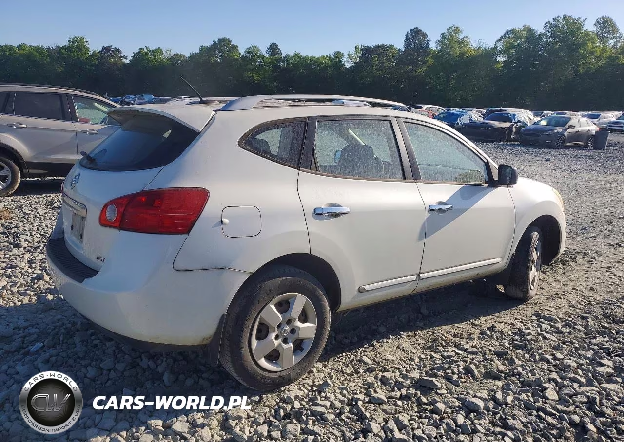 2014 Nissan Rogue Select S VIN:JN8AS5MV1EW713998 - 3