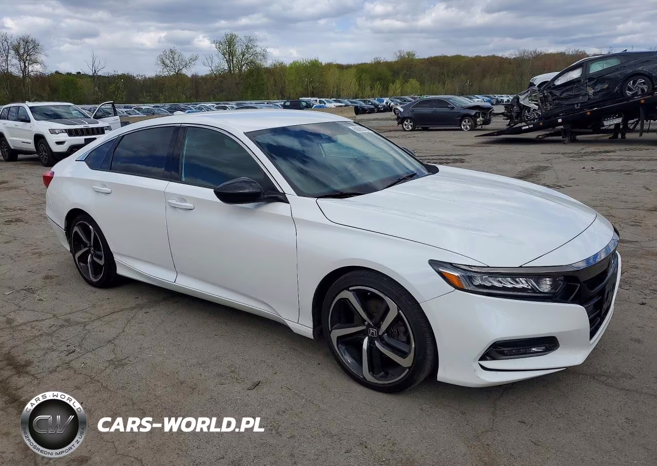 2018 Honda Accord Sport VIN:1HGCV1F31JA143008 - 4