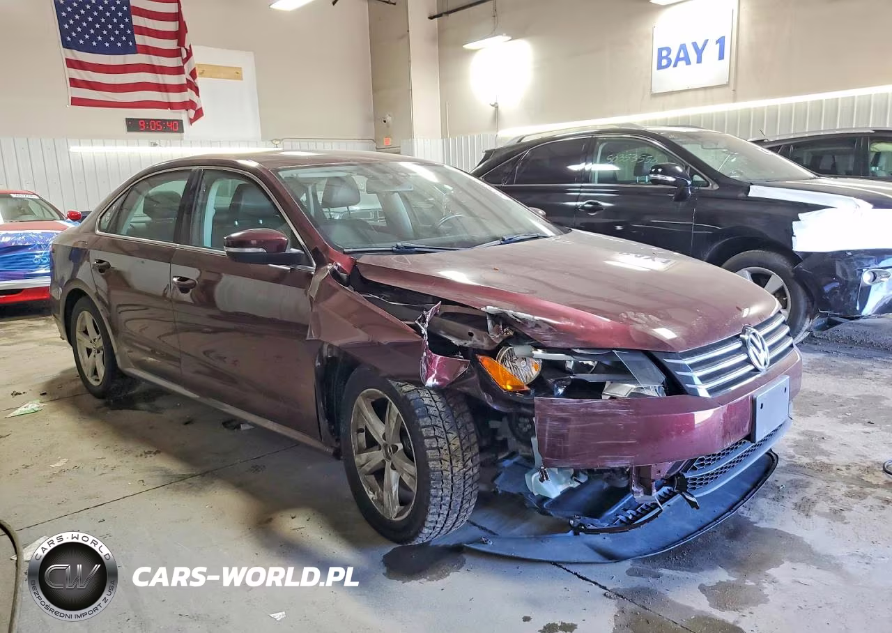 2013 Volkswagen Passat Se VIN:1VWBH7A34DC133543 - 4