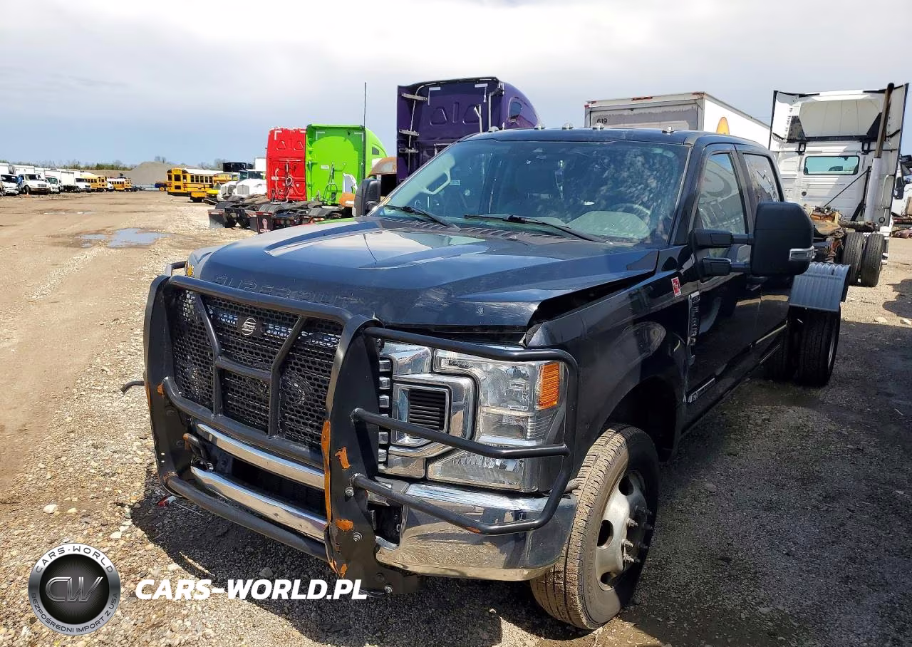 2022 Ford F350 Super Duty – zdjęcie 1 z 13