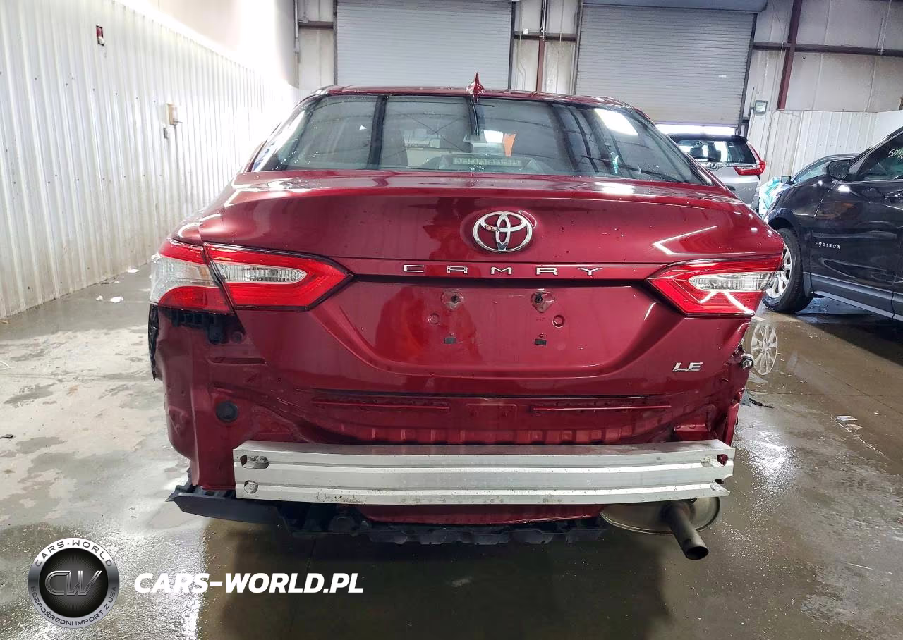 2019 Toyota Camry Le VIN:4T1B11HK1KU748944 - 6