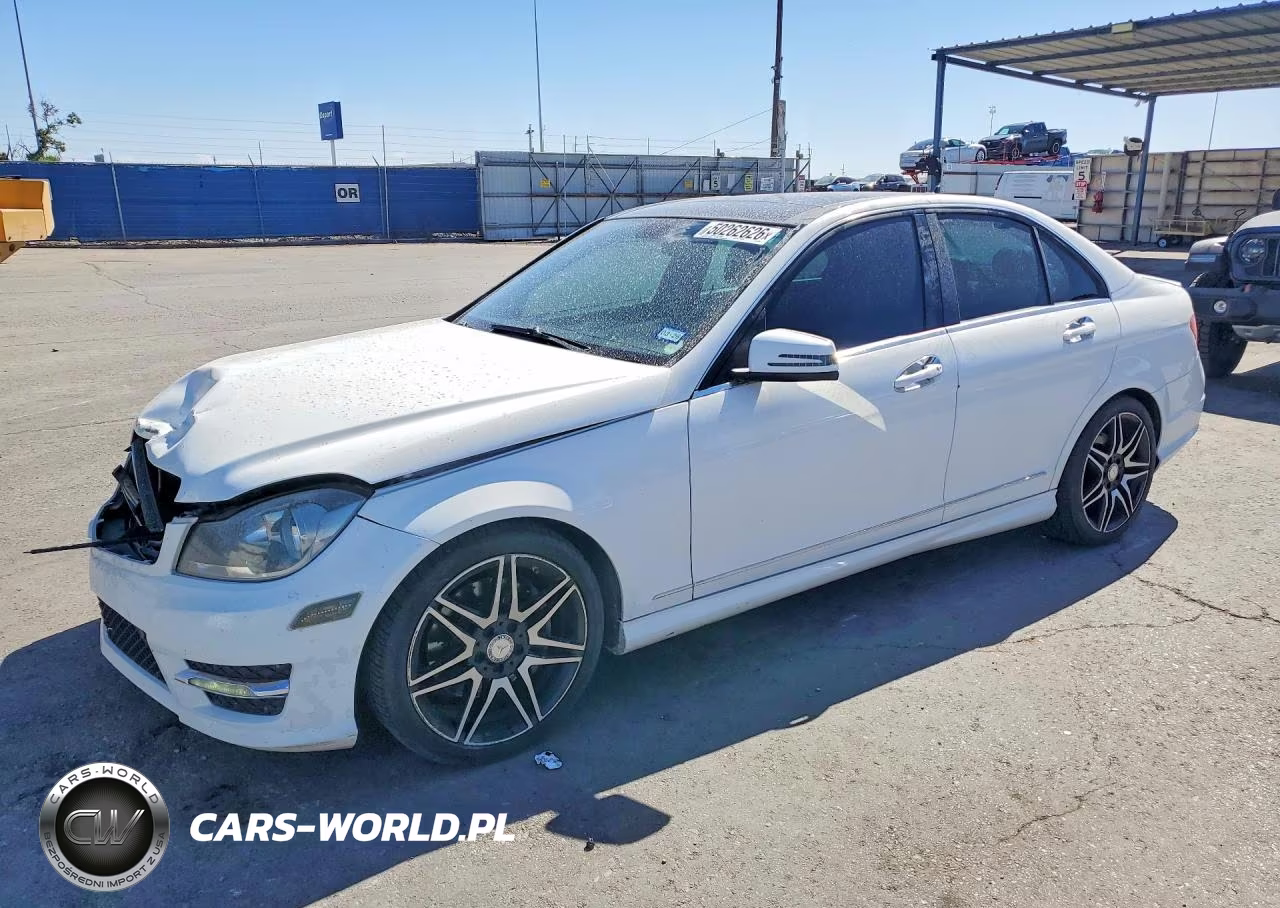 2014 Mercedes-Benz C 300 4Matic