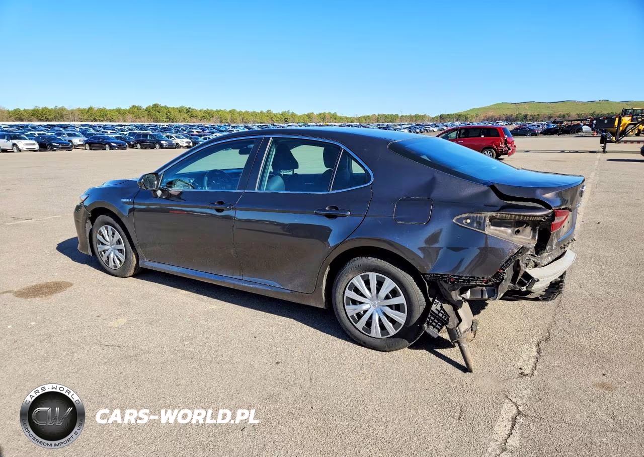 2018 Toyota Camry Le VIN:4T1B31HK8JU508489 - 2