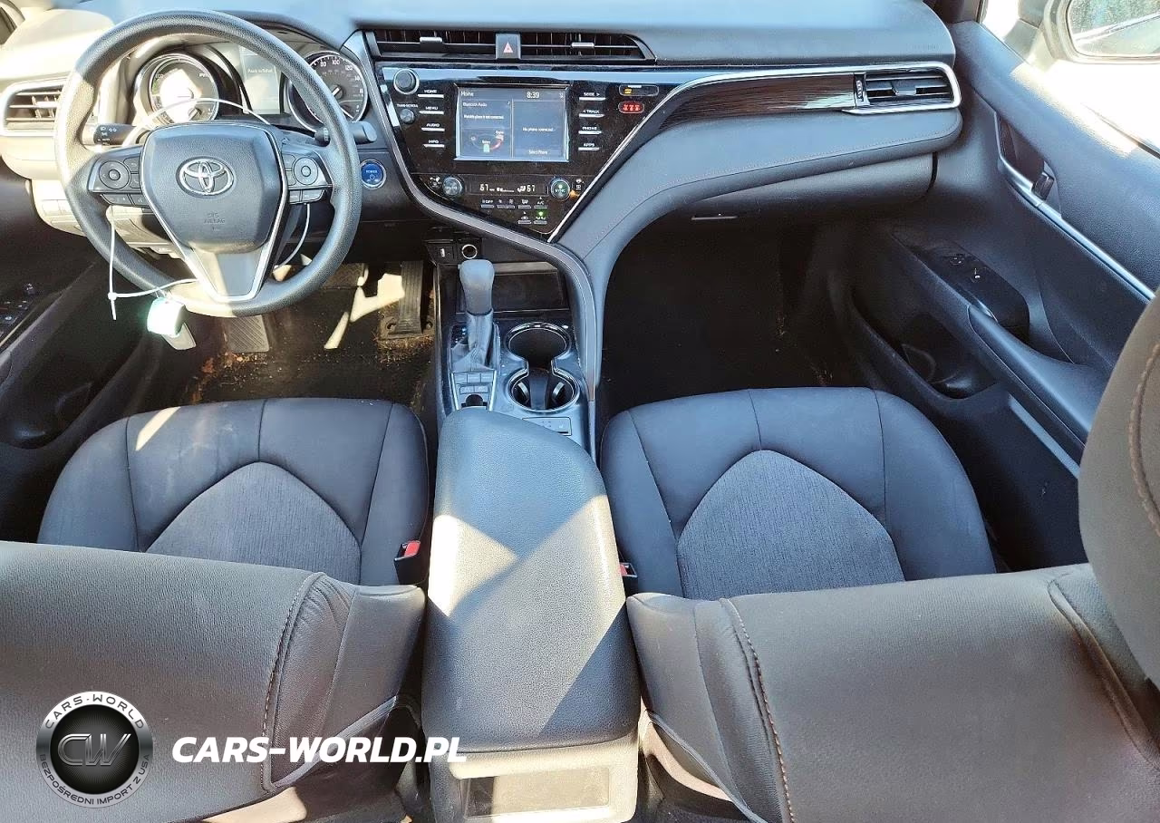 2018 Toyota Camry Le VIN:4T1B31HK8JU508489 - 8