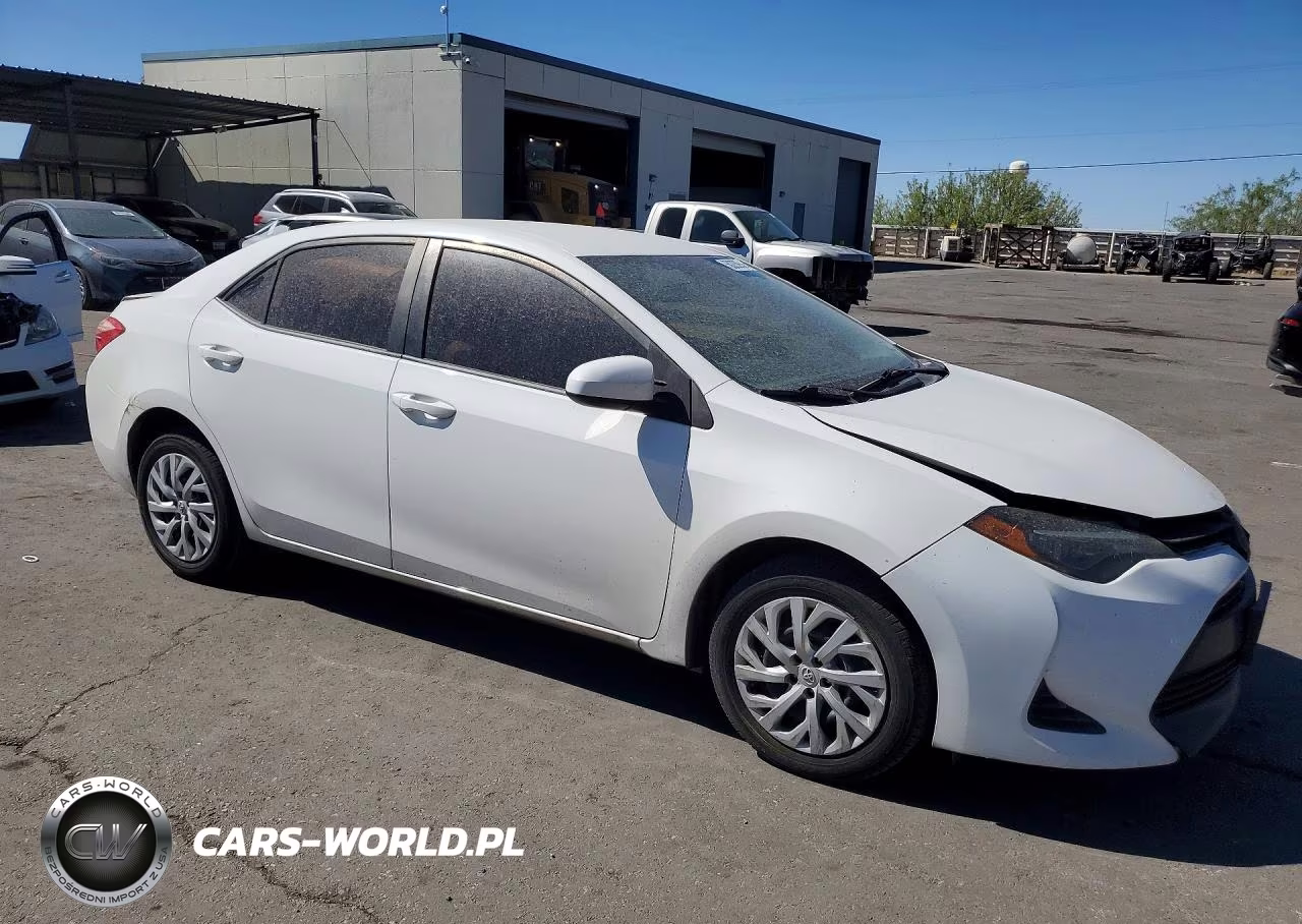 2019 Toyota Corolla Le VIN:5YFBURHE1KP890373 - 4