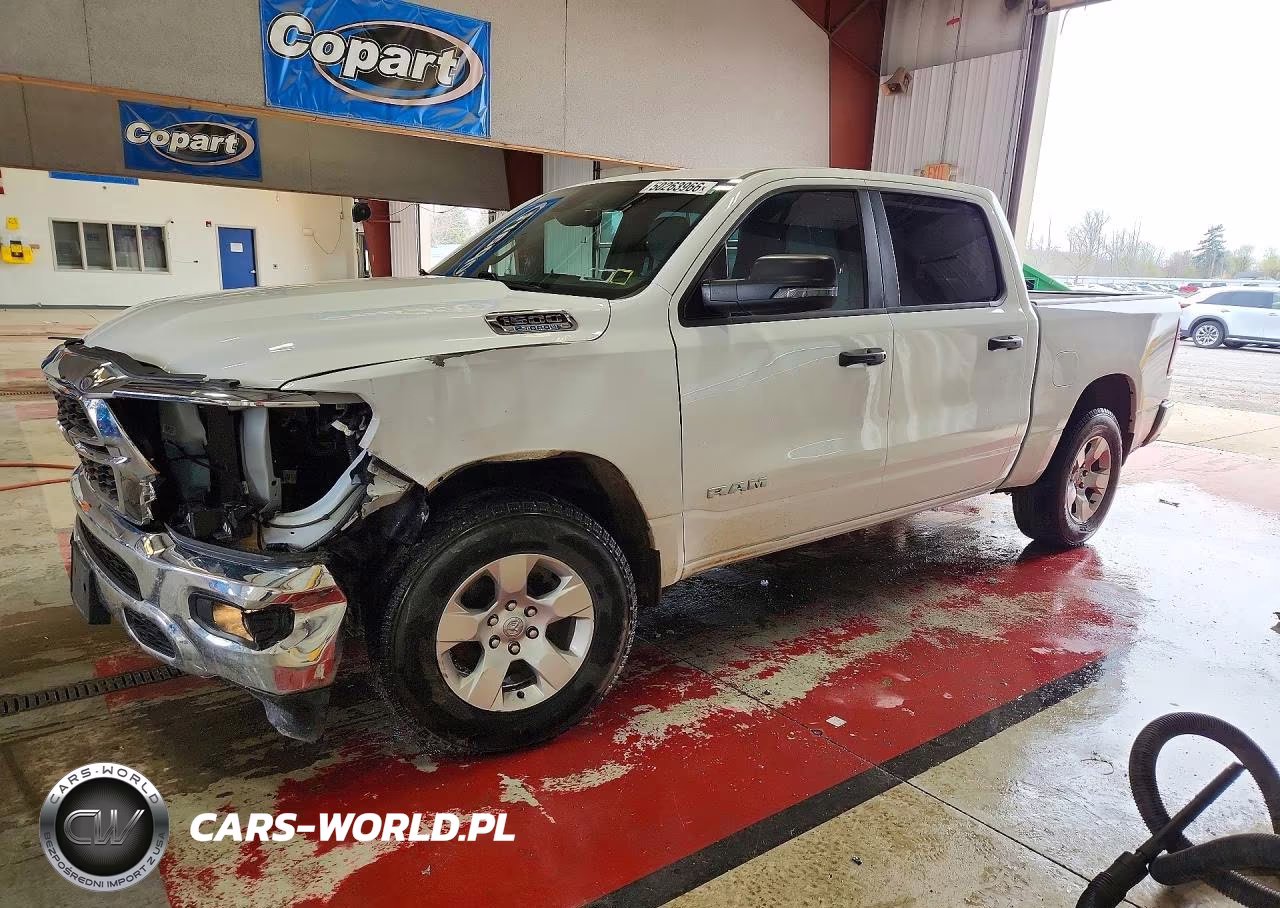 2024 Ram 1500 Big Horn VIN:1C6RRFFGXRN129178 - 1