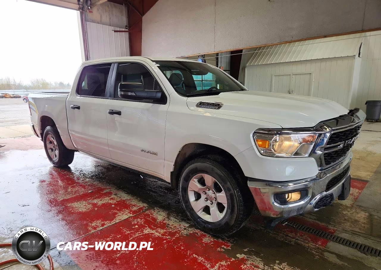 2024 Ram 1500 Big Horn VIN:1C6RRFFGXRN129178 - 4