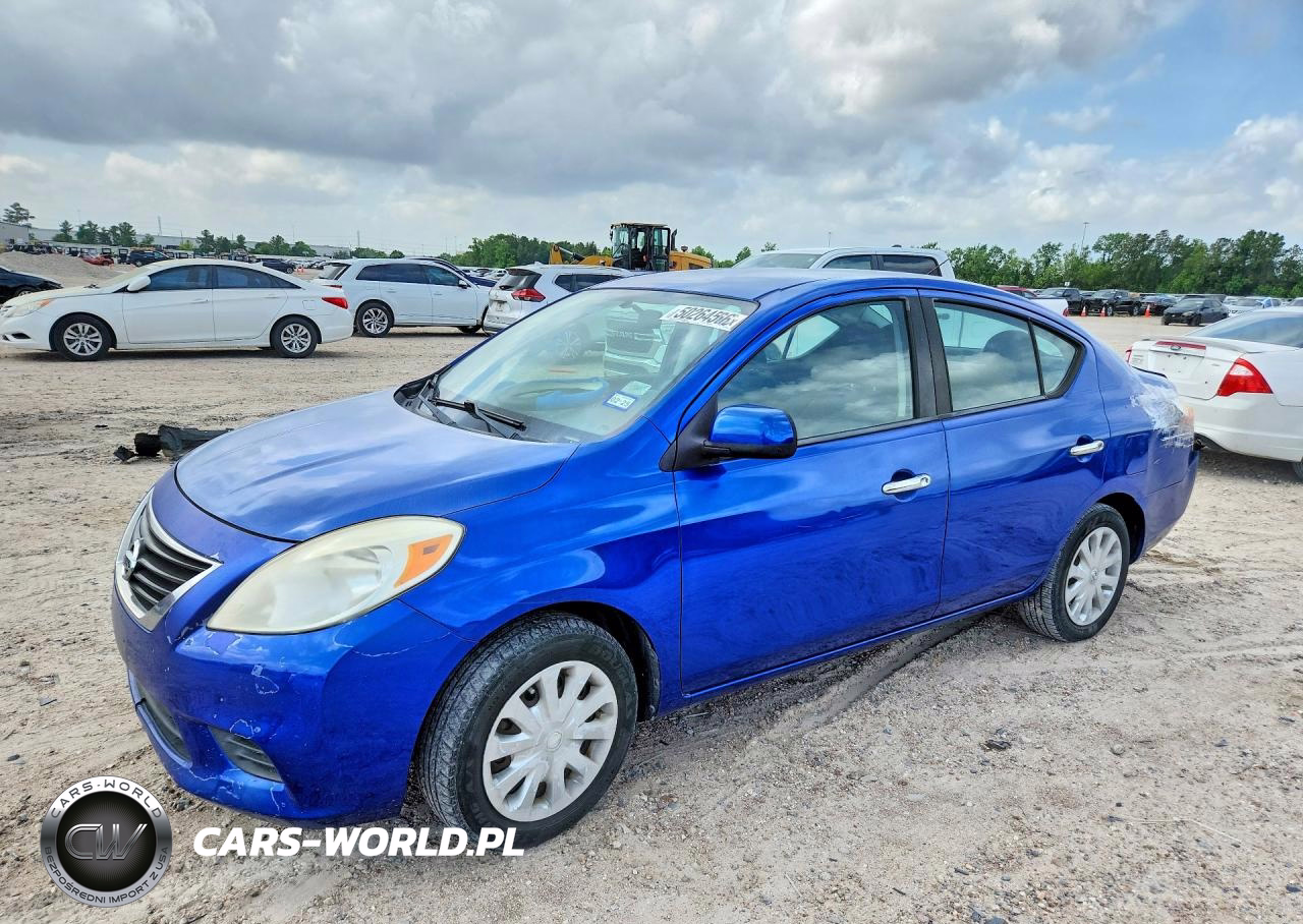 2012 Nissan Versa 1.6 S