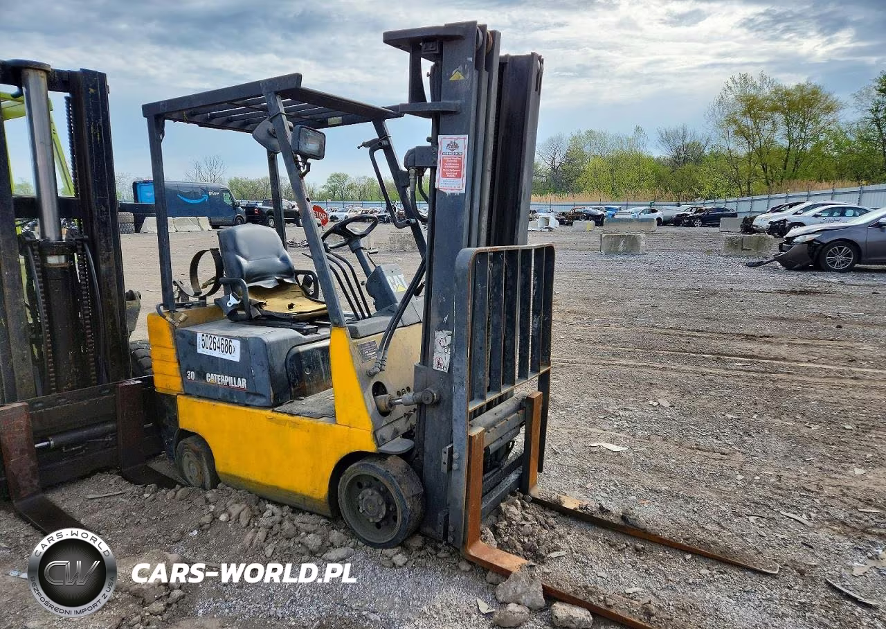 2000 Caterpillar Forklift – zdjęcie 1 z 10