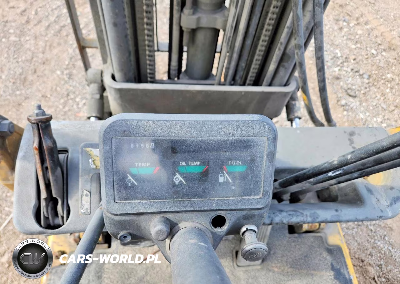 2000 Caterpillar Forklift VIN:2EM00902 - 8