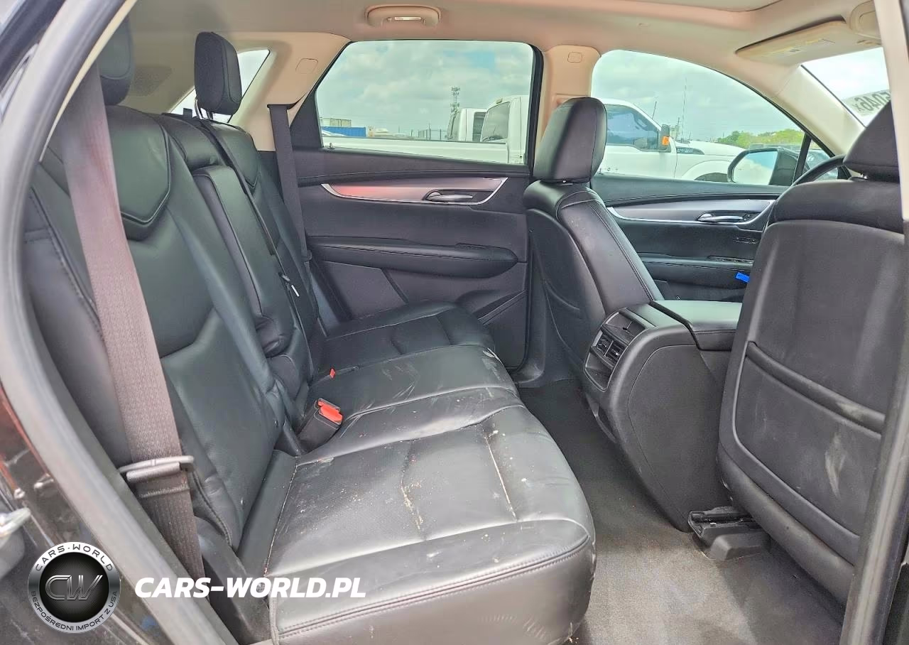 2018 Cadillac Xt5 Luxury VIN:1GYKNCRS5JZ136213 - 10