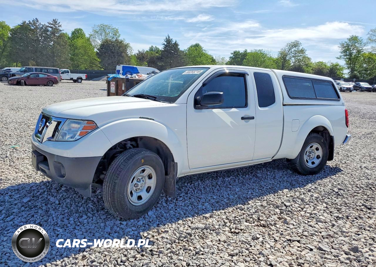 2015 Nissan Frontier S