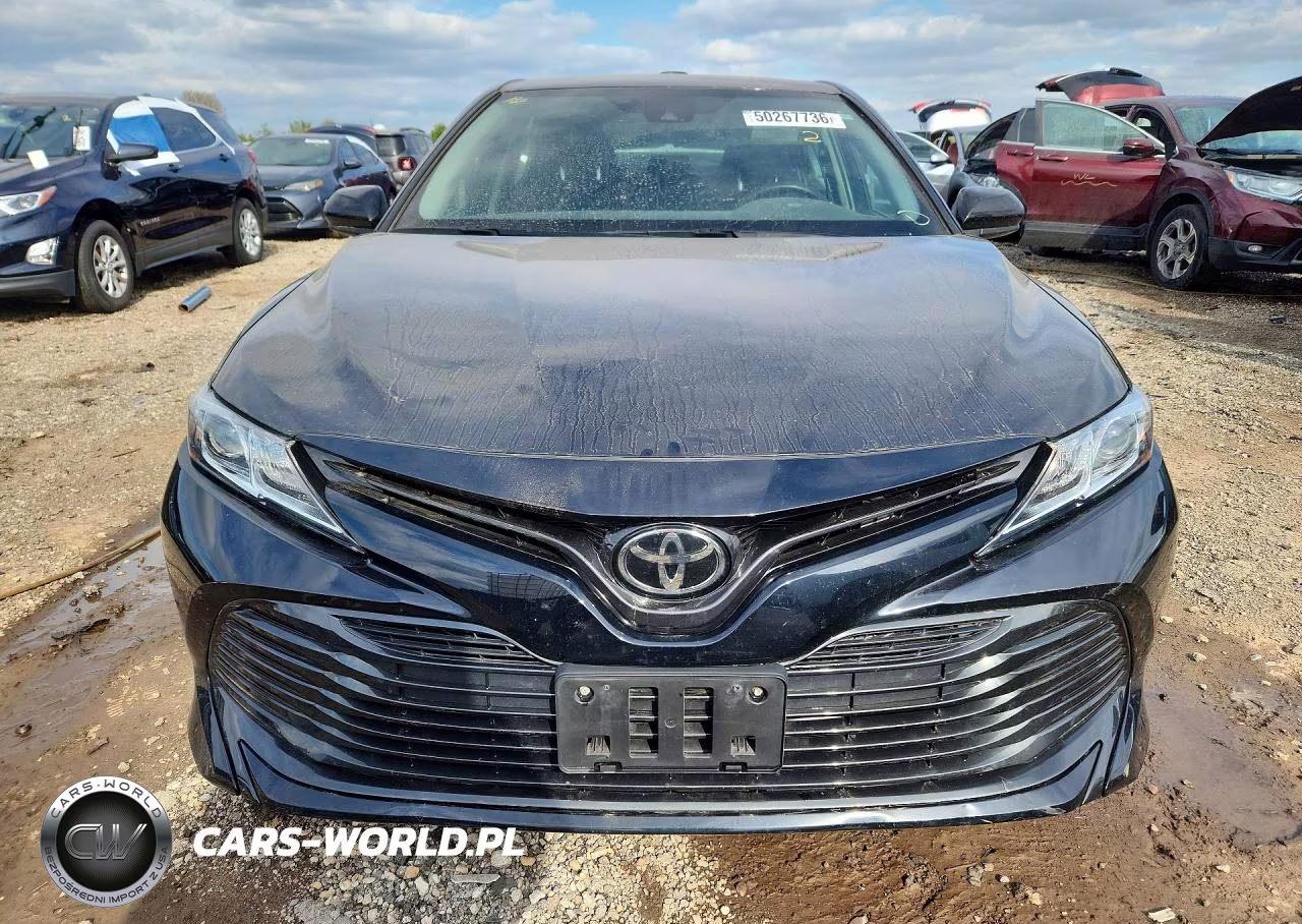 2020 Toyota Camry Le VIN:4T1C11AK4LU381859 - 5