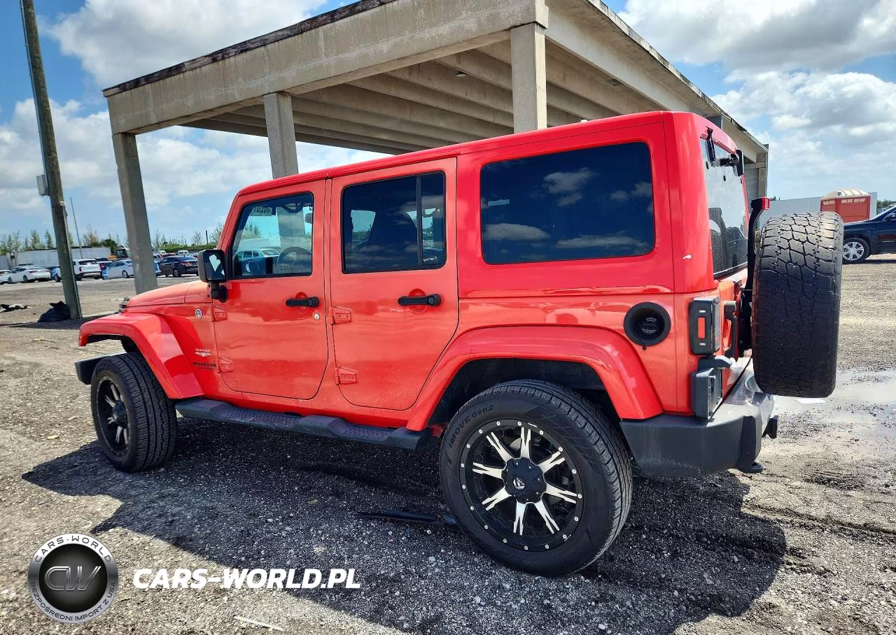 2013 Jeep Wrangler Unlimited Sahara VIN:1C4BJWEG0DL582815 - 2