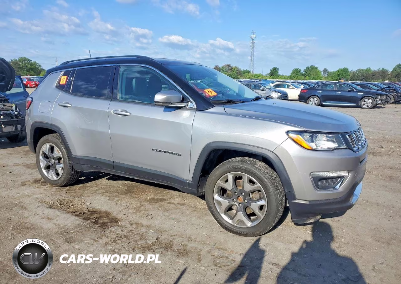 2019 Jeep Compass Limited VIN:3C4NJDCB8KT661319 - 4